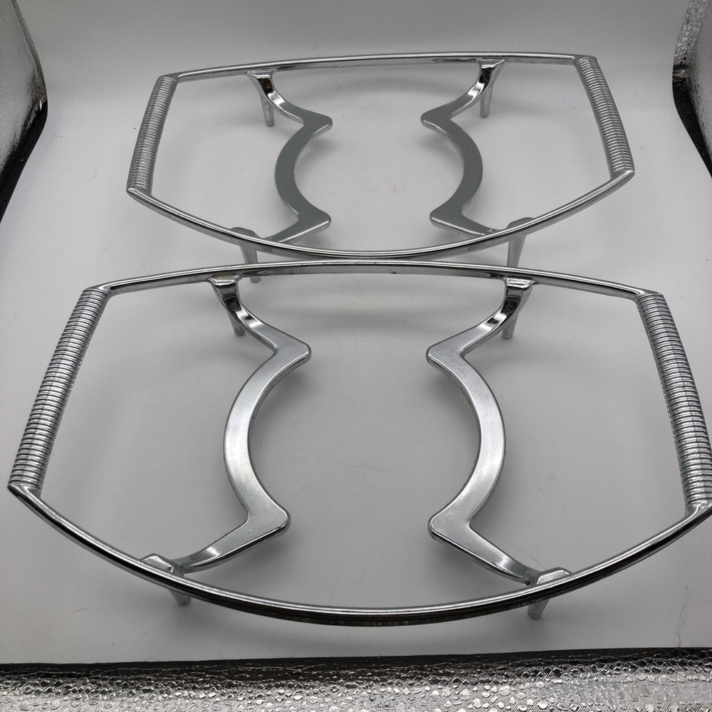 2 Corning Ware Cassarole Dish Trivets P-11-M-1 & P-11-M Base Stand Set